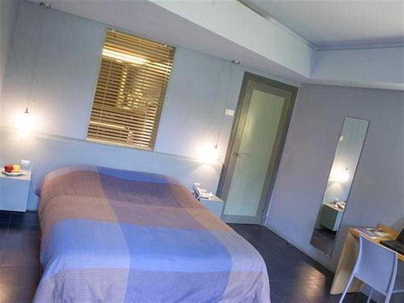 Hotel Des Arts Resort & Spa Tamarist Zimmer foto